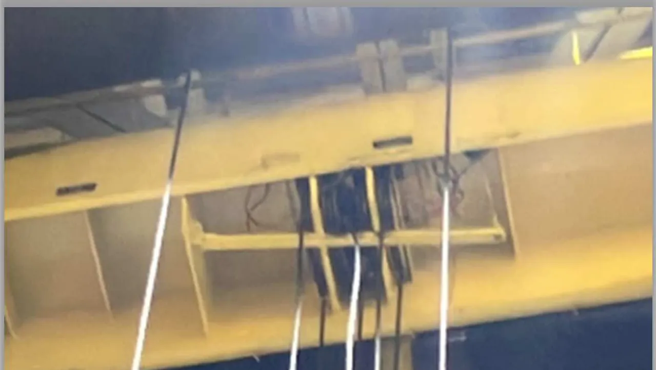 Grúa puente revisada tras un siniestro operacional